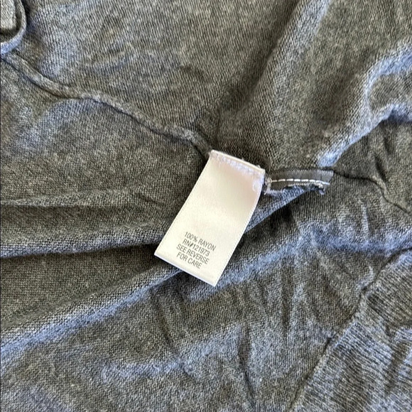 Simply Vera Vera Wang Gray Asymmetrical Cardigan - Picture 3 of 3